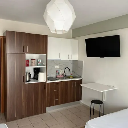 Konstantina's Skg * Salonic