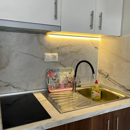 Konstantina's Skg Apartment